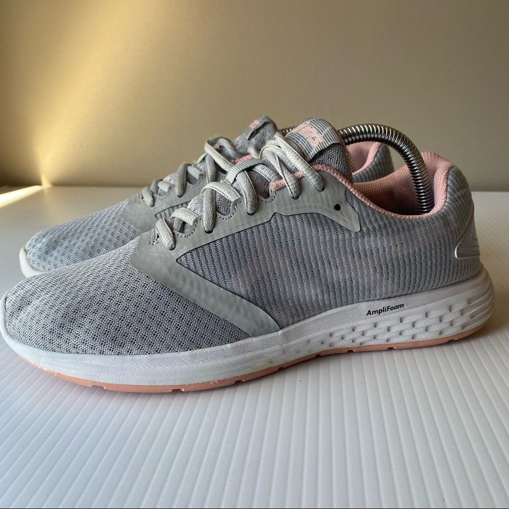 ASICS Amplifoam Sneakers womens size 9